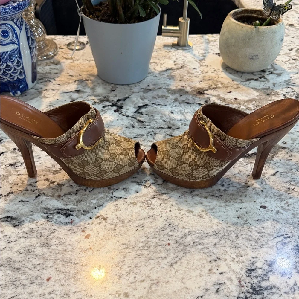 Gucci Tan and Brown Monogram Mules - Picture 3 of 4